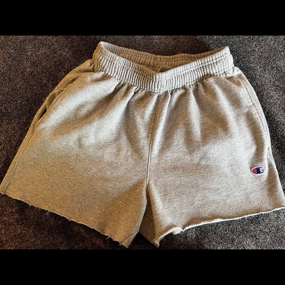 Cut off Champion Sweatshorts